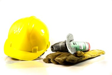 Atölye çalışması için araçları. Matkap, kıyma makinesi, kepçe ve tornavida. 