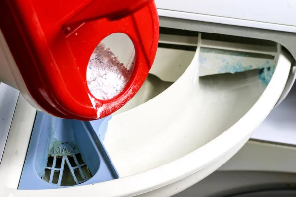 Ruha-és mosoda mosógép mosószer, öblítő l — Stock Fotó