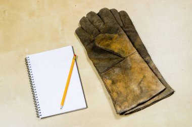 kask, işitme koruma, araçlar, atölye tablo. Emanet cihazı