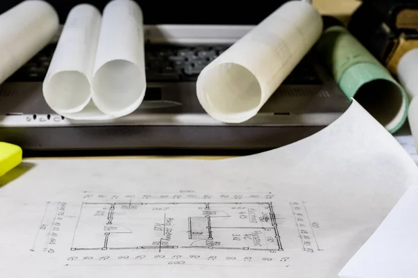 건축가 테이블, 노트북, 테이블에 계산기. 계획, proje — 스톡 사진