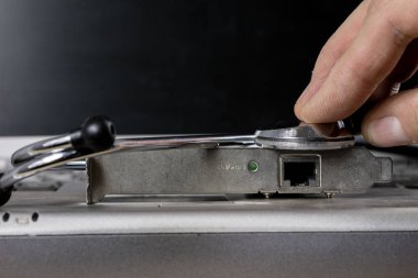 Bilgisayar Servis bilgisayar tedavi. Onarım ve tanılama