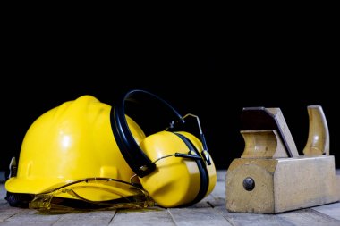 Marangozluk bir hobidir. Marangozluk aksesuarları bir ahşap Atölyesi