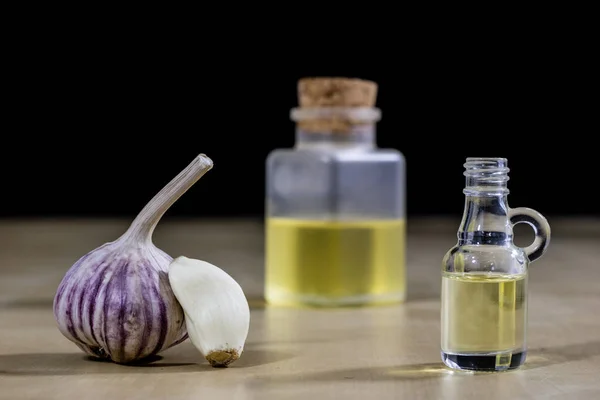 Garlic the best specific for influenza. Syrup prepared from heal — Stock Image Garlic the best specific for influenza. Syrup prepared from heal Stock Picture