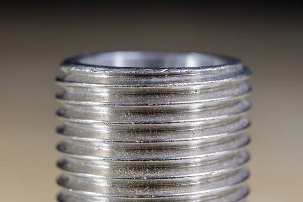 Bolts and screws for metal on a workshop table. Joinery accessor — Stock Photo, Image