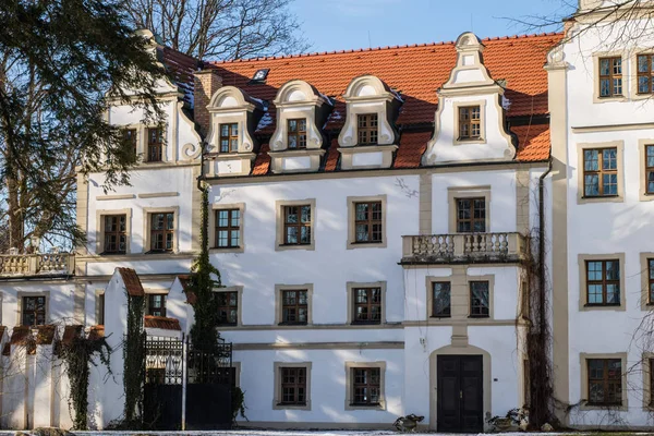 Teutonic castle i Pommern, Centraleuropa. En restaurerad CEN. — Stockfoto
