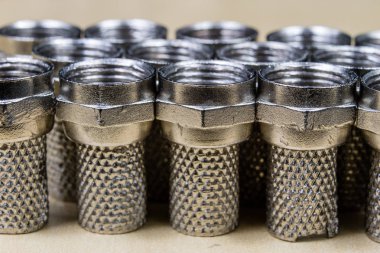 Bir ahşap Atölyesi tabloda F tipi fiş. Telekomünikasyon gerekçesini