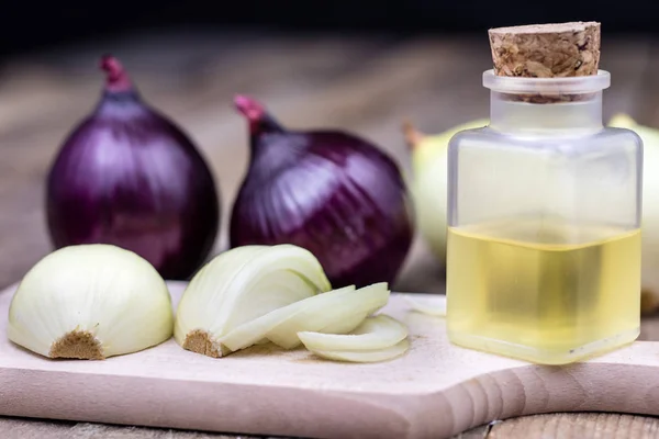 Soğan ve soğuk algınlığı için şifalı suyu. Doğal ve alternatif beni