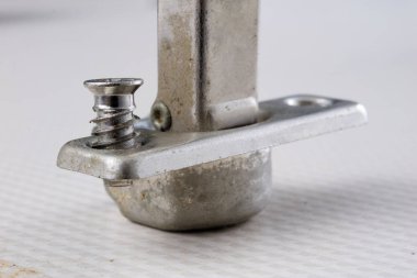 Menteşeler doğrama atölyesinde Meclisi. Sanayi aksesuarlar 