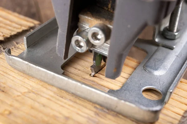Jigsaw for cutting wood. Tools in a home workshop. — 스톡 사진