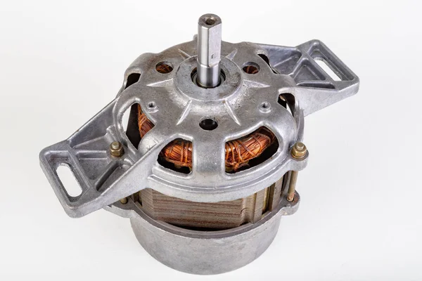 Evdeki aletin elektrikli motoru var. Çamaşır makinesini sürmek için elektrikli bir cihaz. Hafif arkaplan.