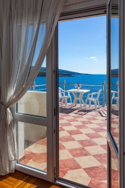 Tablo görünümü ile