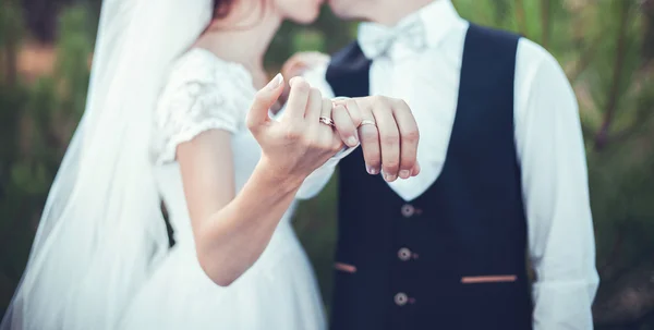 Anillos para boda —  Fotos de Stock