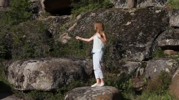 Turismo na Natureza — Vídeo de Stock