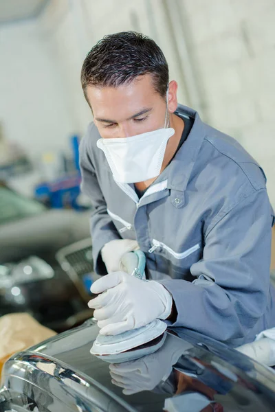 Buffering a car and appliance — Stock Photo, Image