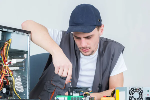 Smontare la CPU e lavorare — Foto Stock