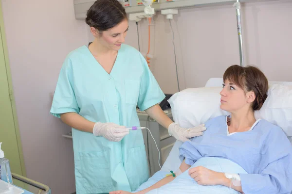 Checking the injection and medical — Stock Photo, Image