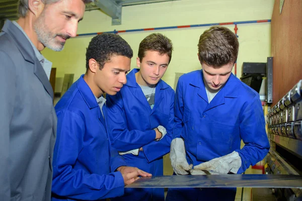 Clase de arte y maduro — Foto de Stock