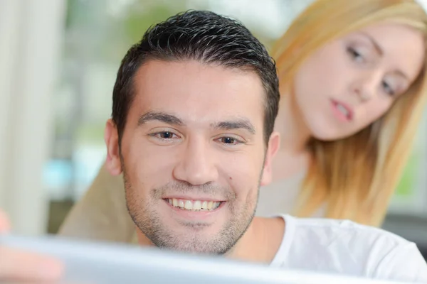 Couple on-line and adult — Stock Photo, Image