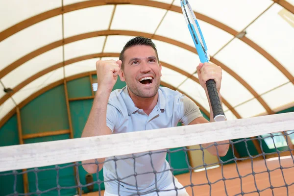 Щасливий тенісист і чоловік — стокове фото