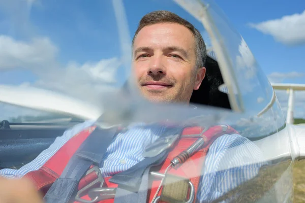In een zweefvliegtuig cockpit — Stockfoto