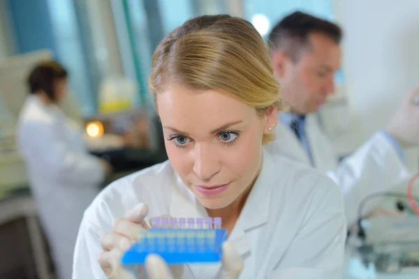 Pesquisa para um novo medicamento — Fotografia de Stock