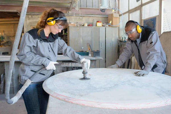 Polishing the marble and work — Stock Photo, Image