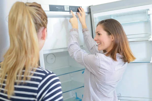 How to program the fridge — Stock Photo, Image