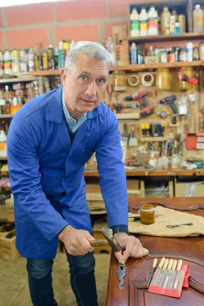 Fabricación de puertas y trabajos — Foto de Stock