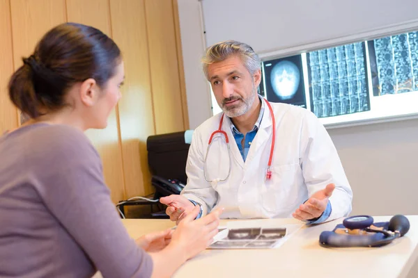 Risultato dell'esame sanitario — Foto Stock