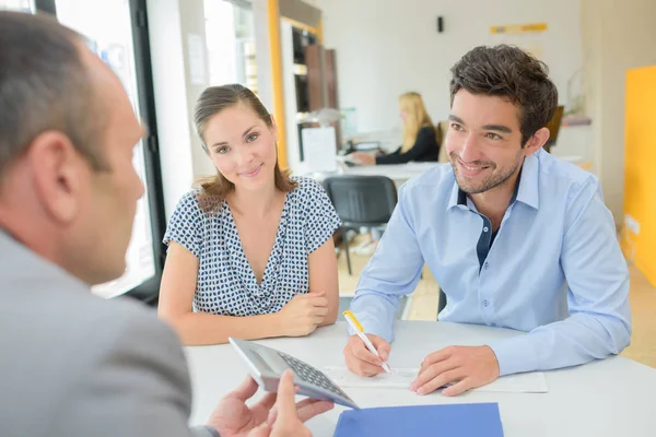 Dealing with a loan officer — Stock Photo, Image