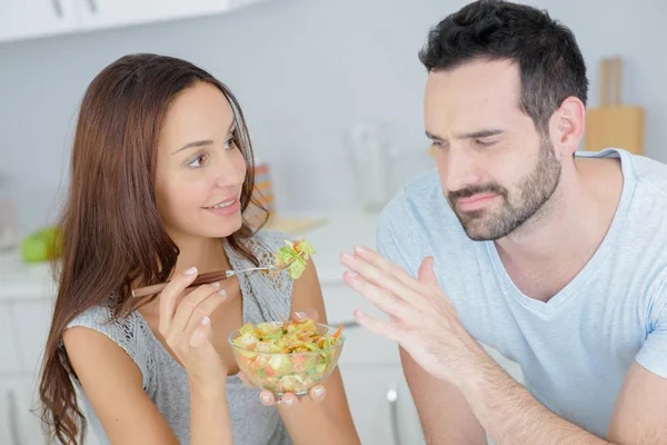 Provare i cereali e la fame — Foto Stock