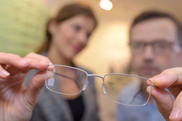 Ersatz für die alte Brille — Stockfoto