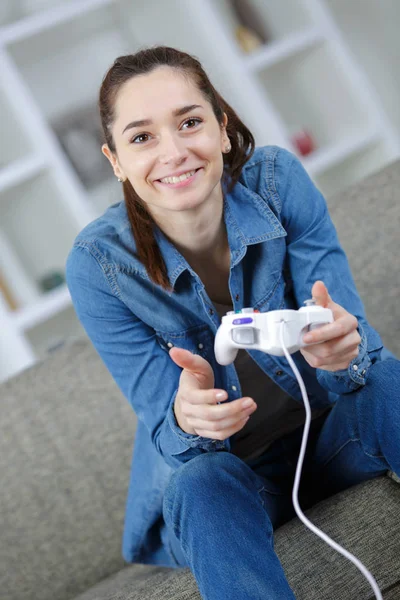 Girl playing game and fun — Stock Photo, Image