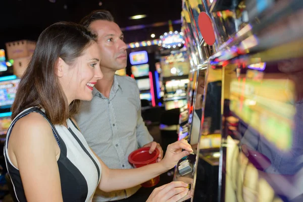 Fecha en el casino — Foto de Stock