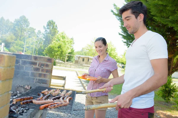 Grill för lunch och rekreation — Stockfoto