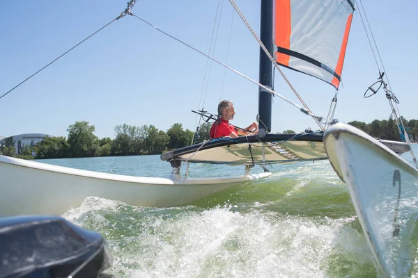 Enjoying extreme sailing with racing sailboat — Stock Photo, Image