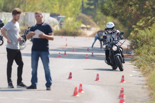 Motorbike test and test — Stock Photo, Image