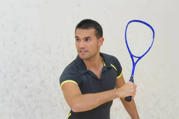 Bonitão homem tenista — Fotografia de Stock