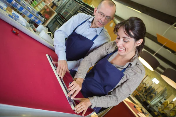 In der Handwerkswerkstatt — Stockfoto