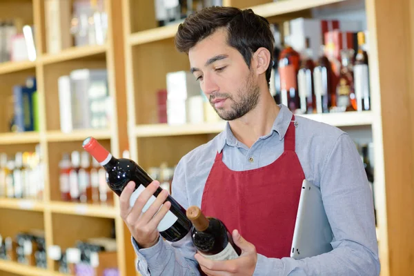 Dos botellas de vino — Foto de Stock