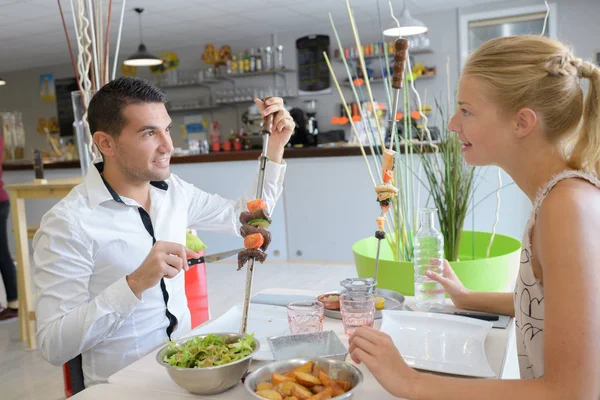 Neues Restaurant in der Stadt — Stockfoto