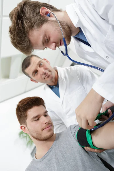The clinic intern and work — Stock Photo, Image