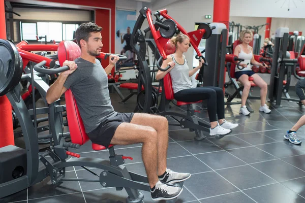 Grupo joven de futuro constructor del cuerpo — Foto de Stock