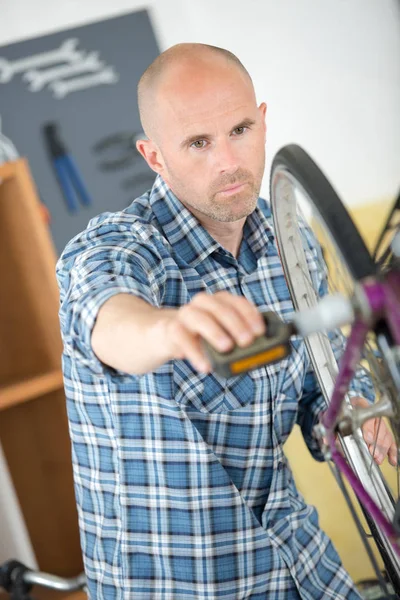 Höhe des Reifens — Stockfoto