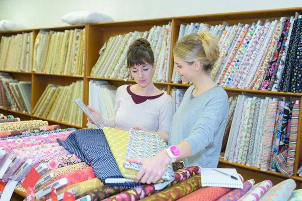 Scelte di tessuti e lavorazioni — Foto Stock