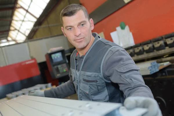 Industrial worker working and work — Stock Photo, Image