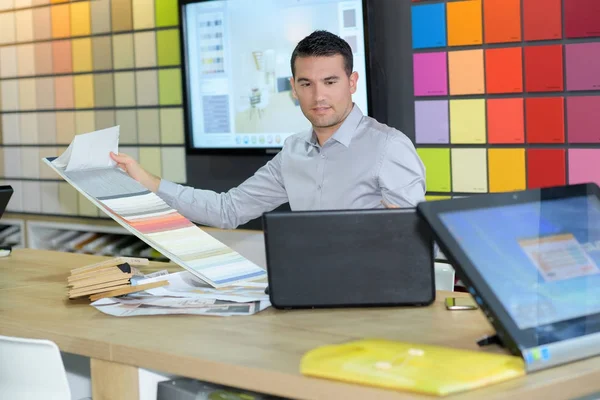 Designer standing in office — Stock Photo, Image