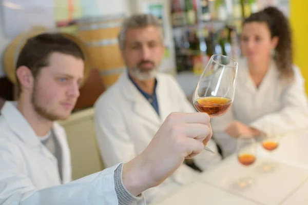 Tasting and noting this years best cognac — Stock Photo, Image