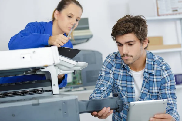 Porträt zweier glücklicher Störenfriede — Stockfoto