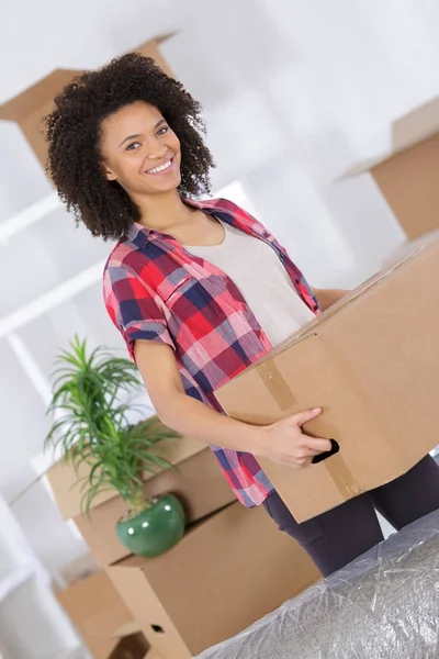 Moving to the new address — Stock Photo, Image